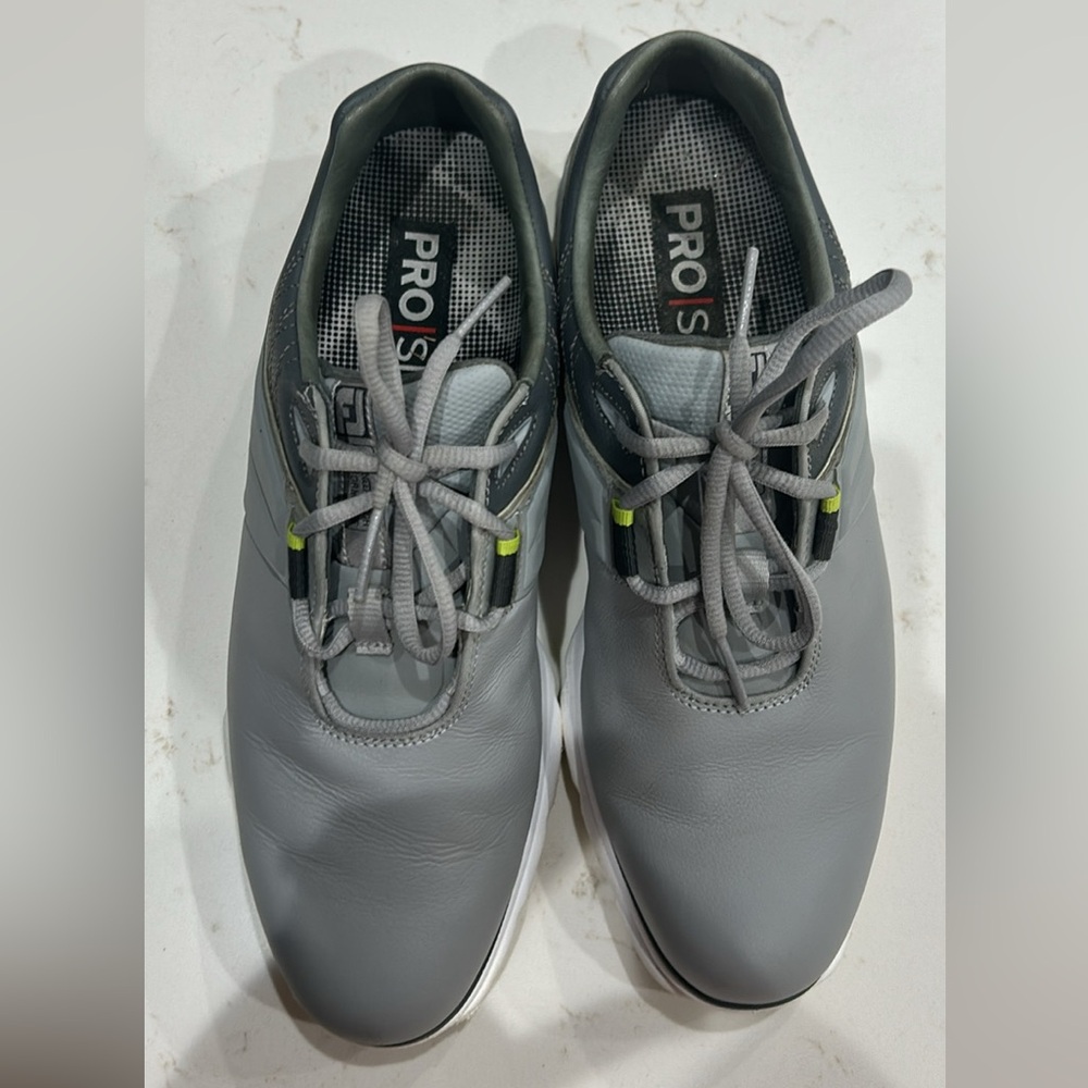 Gray Men's Footjoy Golf Shoes
